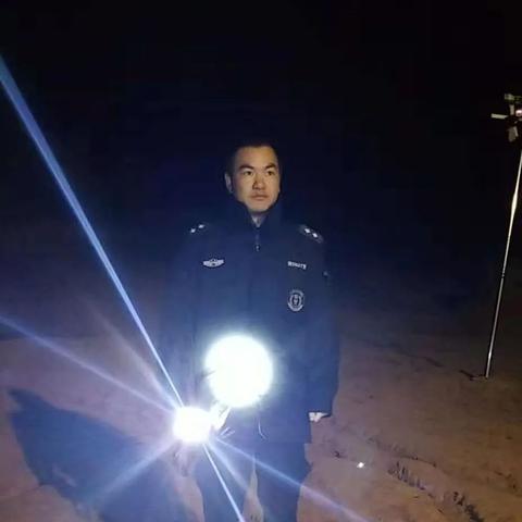 (摸金校尉是什么小说)摸金校尉天下：揭秘千年古墓的秘密与财富探索之旅
